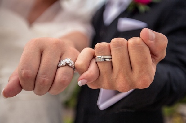 6 consejos para comprar un anillo de compromiso